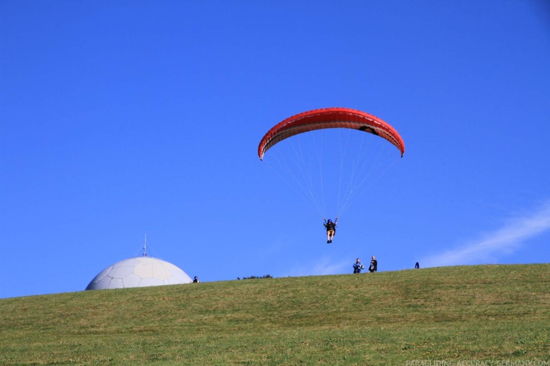 RK32 14 Paragliding Wasserkuppe 320