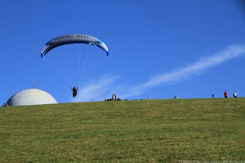 RK32 14 Paragliding Wasserkuppe 337