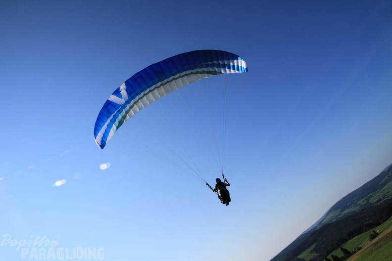 RK32 14 Paragliding Wasserkuppe 344