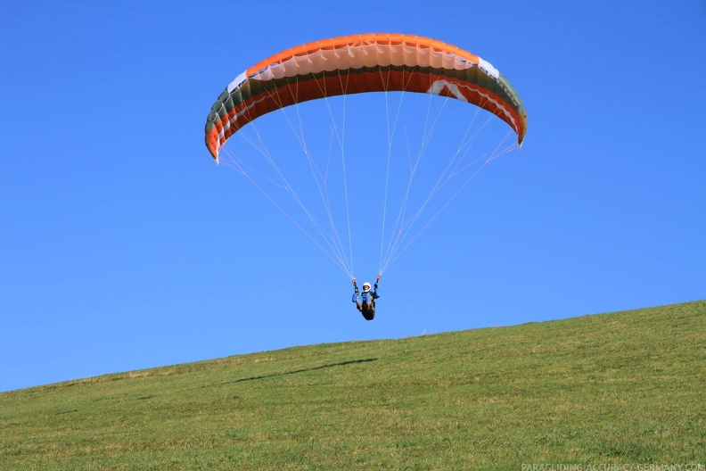 RK32 14 Paragliding Wasserkuppe 349