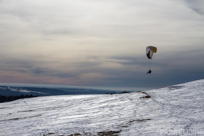 RK11 15 Paragliding Wasserkuppe-700