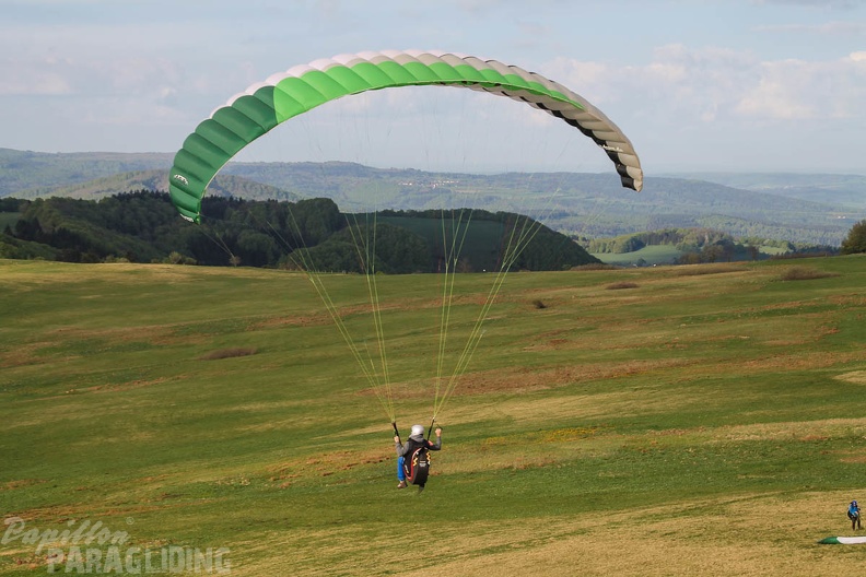RK19 15 Wasserkuppe-Paragliding-169