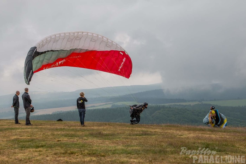 RK29 15 Wasserkuppe Gleitschirm-024