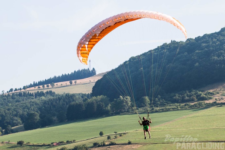 RK29_15_Wasserkuppe_Gleitschirm-101.jpg