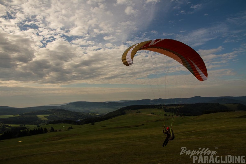 RK37 15 Gleitschirm Wasserkuppe 184