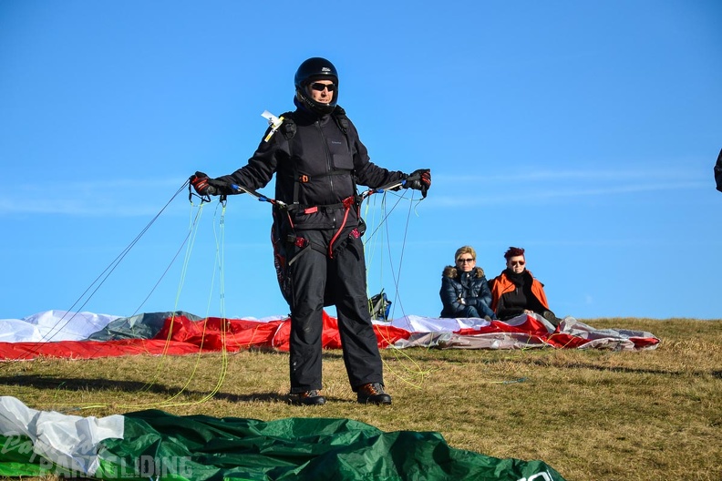 rk53.15-paragliding-113