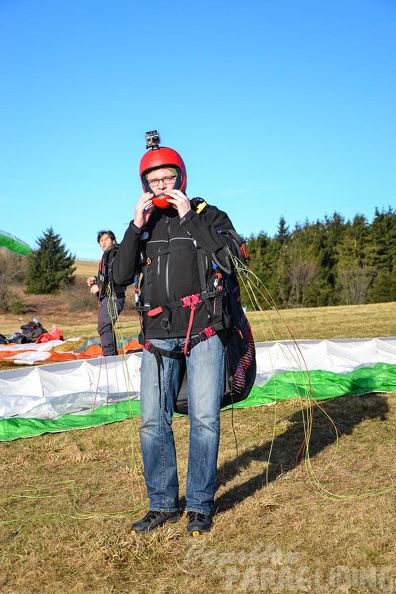 rk53.15-paragliding-117