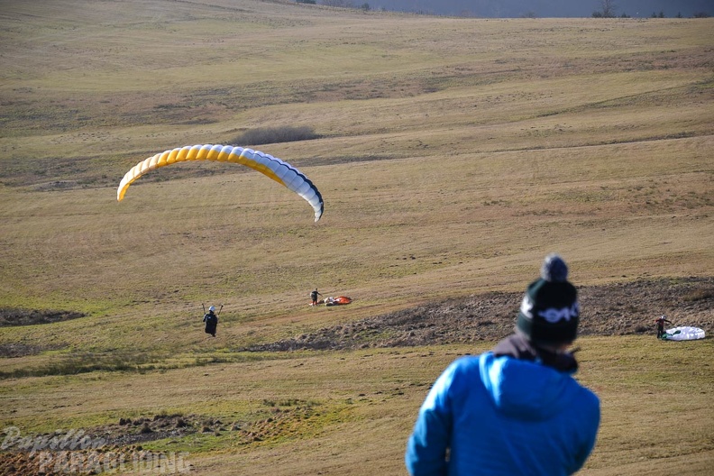 rk53.15-paragliding-127