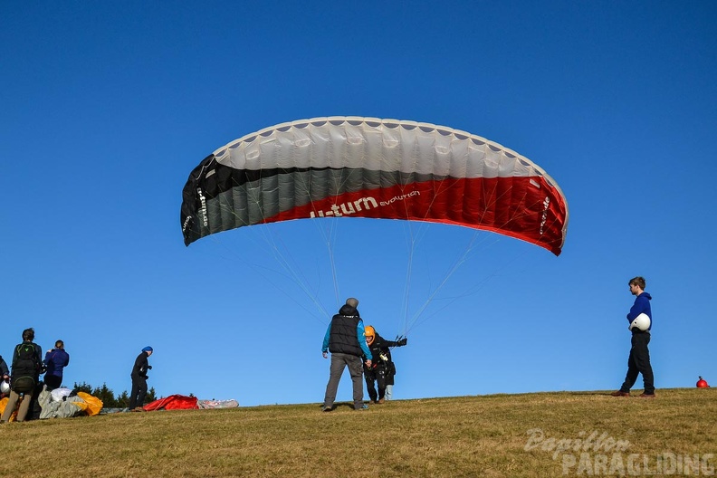 rk53.15-paragliding-135