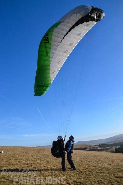 rk53.15-paragliding-157