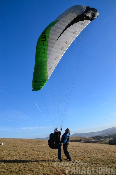 rk53.15-paragliding-157