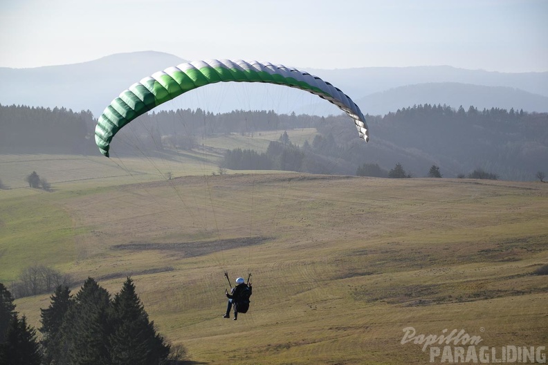 rk53.15-paragliding-162