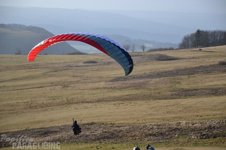 rk53.15-paragliding-194