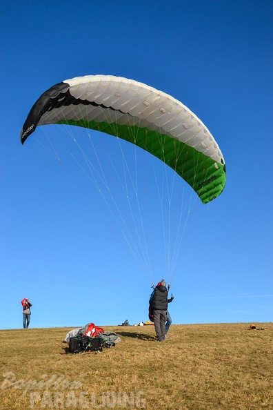 rk53.15-paragliding-207