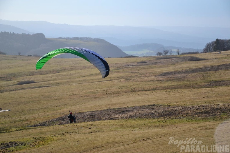 rk53.15-paragliding-214