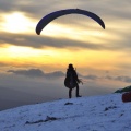 2015-01-18 RHOEN Wasserkuppe Paraglider-Schnee cFHoffmann 083 02