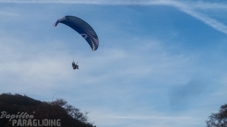 RK17.16 Paragliding-200