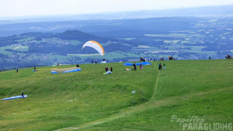 RK26.16 Paragliding-01-1022