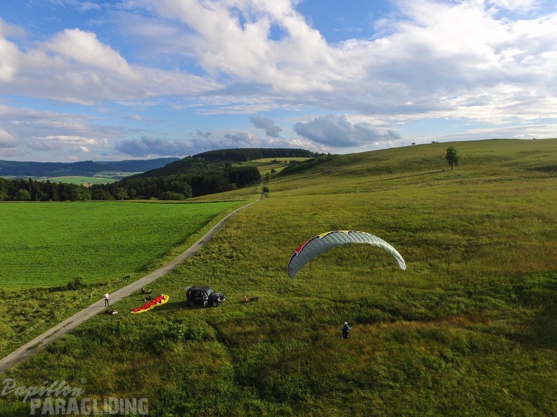 RK26.16 Paragliding-1029