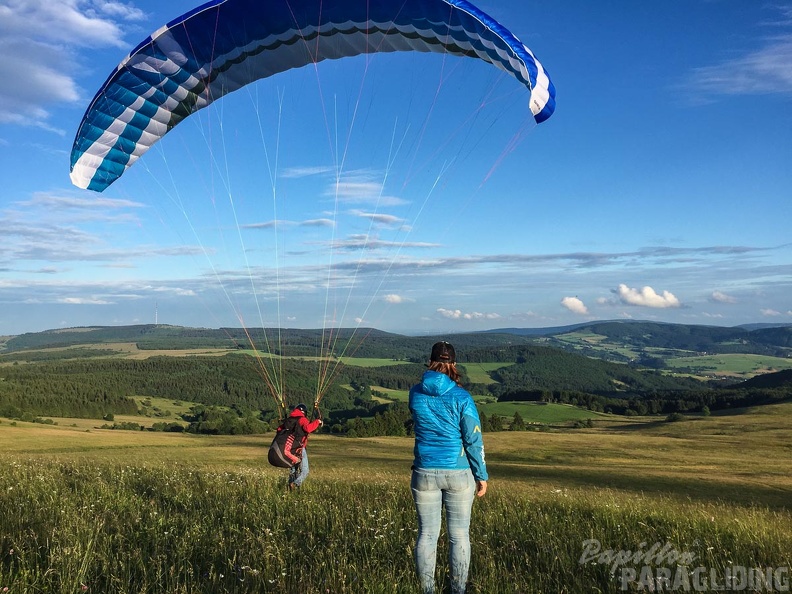 RK26.16 Paragliding-1359