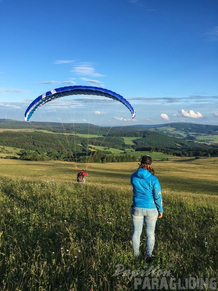 RK26.16 Paragliding-1360