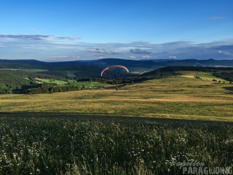 RK26.16 Paragliding-1398