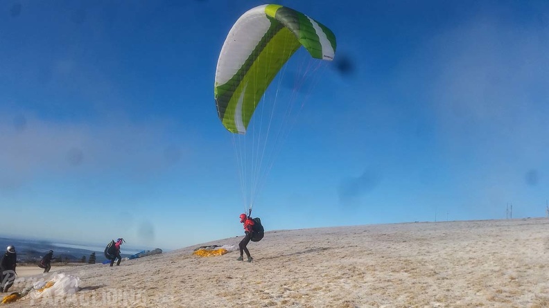 RK1.17_Winter-Paragliding-117.jpg