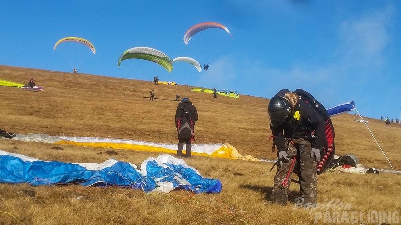 RK1.17 Winter-Paragliding-134