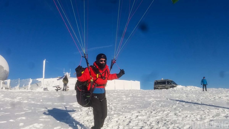 RK1.17 Winter-Paragliding-178