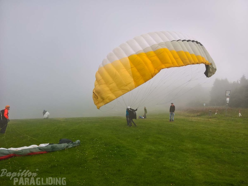 RK134.17_Paragliding-Wasserkuppe-113.jpg