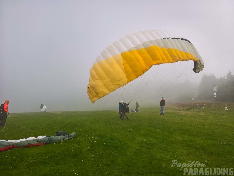 RK134.17 Paragliding-Wasserkuppe-113