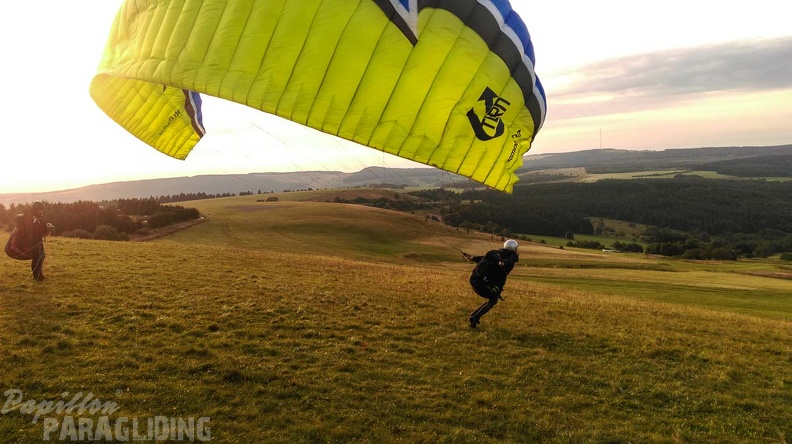 RK134.17 Paragliding-Wasserkuppe-228