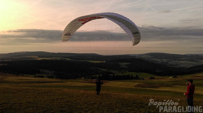 RK134.17 Paragliding-Wasserkuppe-235