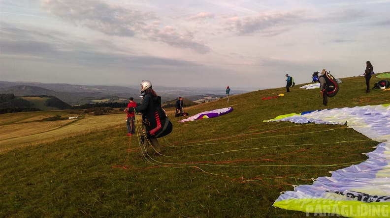 RK134.17 Paragliding-Wasserkuppe-239