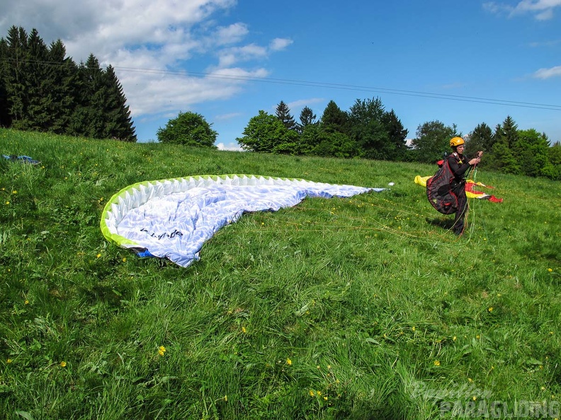 RK21.17 Paragliding-178