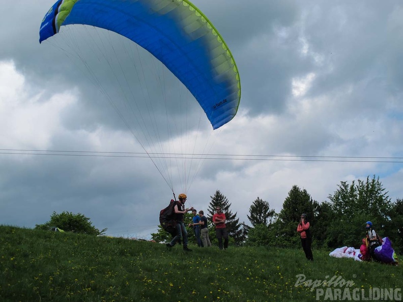 RK21.17 Paragliding-195