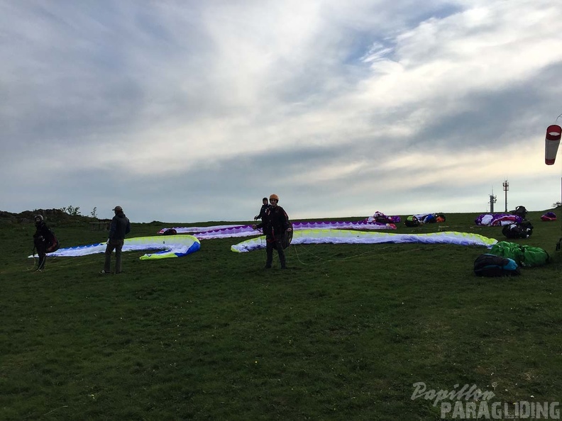 RK21.17 Paragliding-285