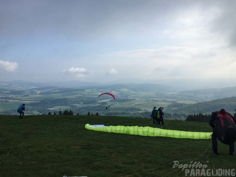 RK21.17 Paragliding-306