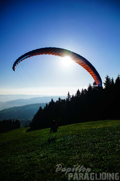 RK21.17 Paragliding-437