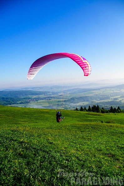 RK21.17 Paragliding-479