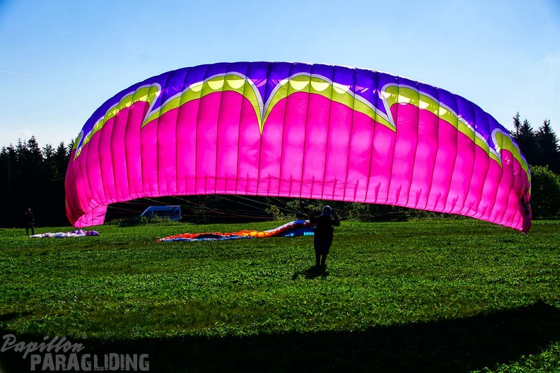 RK21.17 Paragliding-519