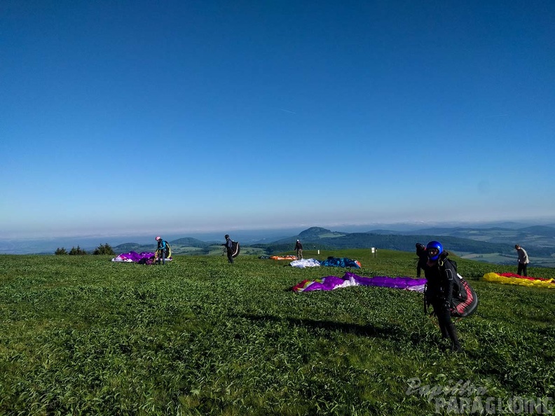 RK21.17 Paragliding-533