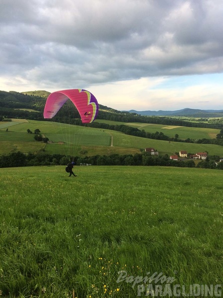 RK26.17 Paragliding-101