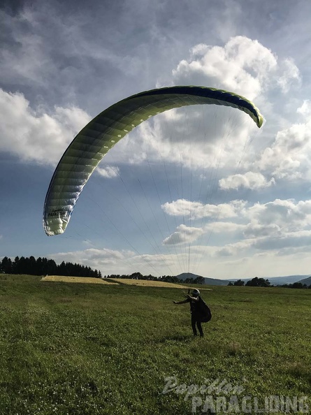 RK26.17 Paragliding-118