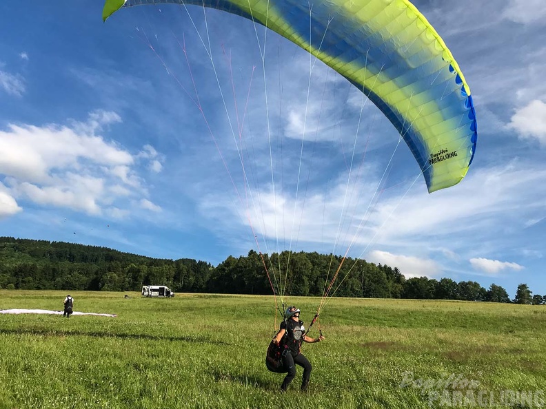 RK26.17 Paragliding-125