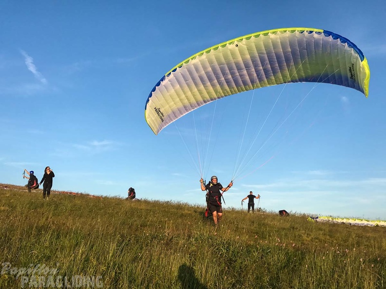 RK26.17 Paragliding-165