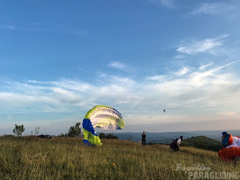 RK26.17 Paragliding-170