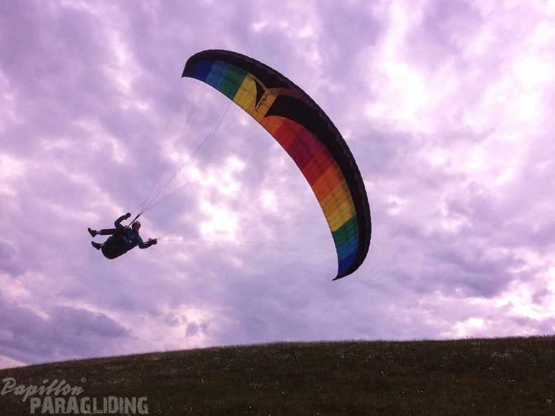 RK26.17 Paragliding-203