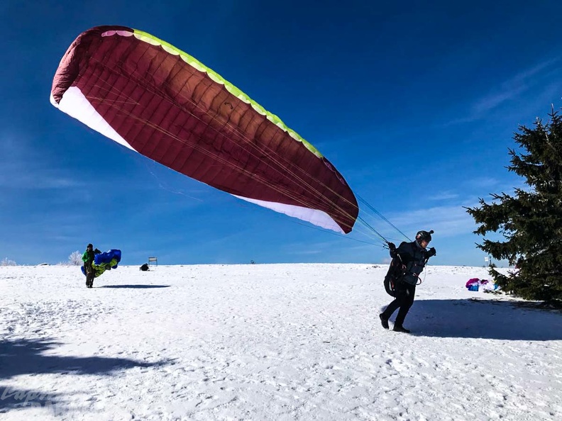 RK12.18 Paragliding-189