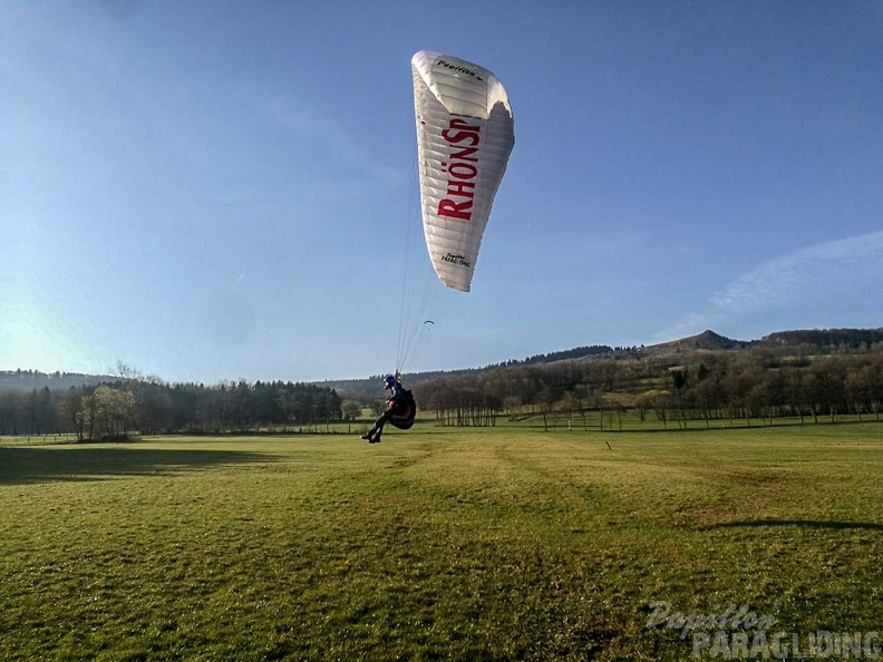 RK15.18_Paragliding-Rhoen-150.jpg